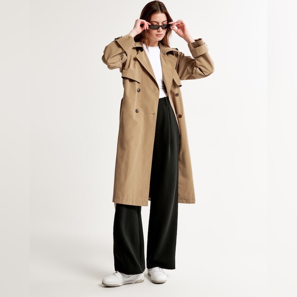 Abercrombie & Fitch Nylon Trench Coat in Camel (size small)